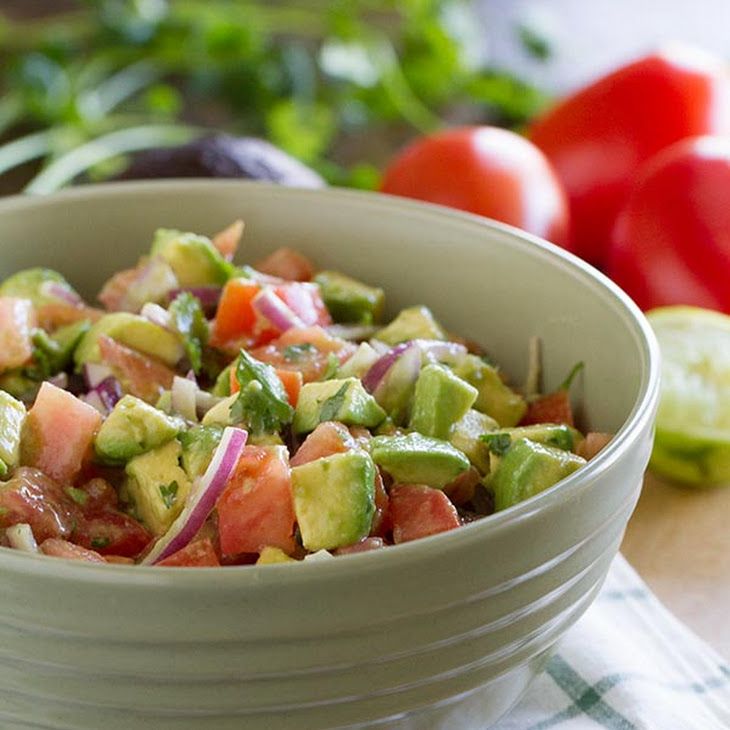 Салат с авокадо рецепт в домашних условиях простой рецепт с фото