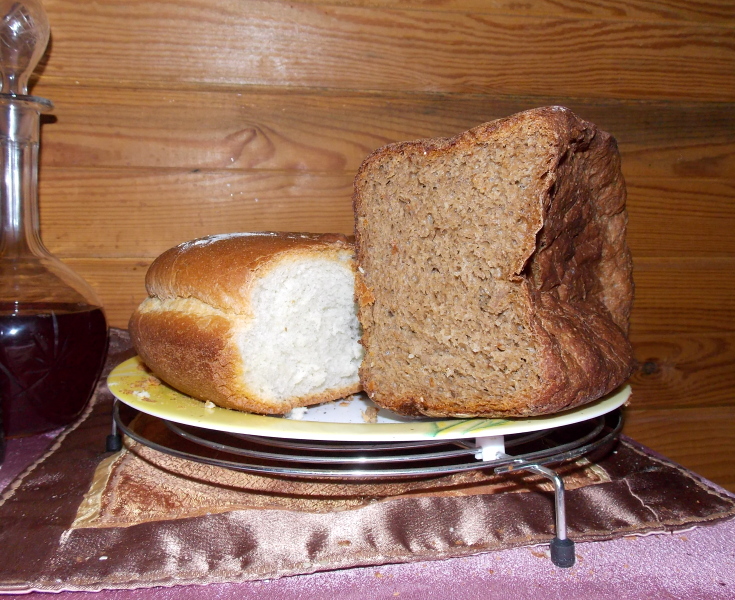 Хлеб с пажитником. Ржаной хлеб в домашних условиях. Хлеб с пажитником рецепт.