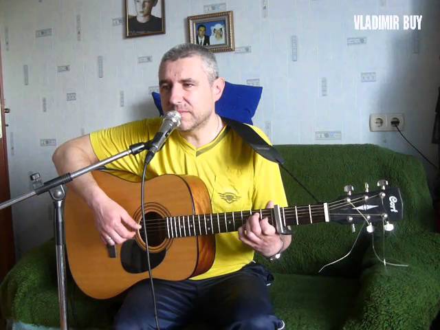 Кто поет песню чистые пруды. Гитара Игоря Талькова. Чистые пруды на гитаре. Чистые пруды песня.