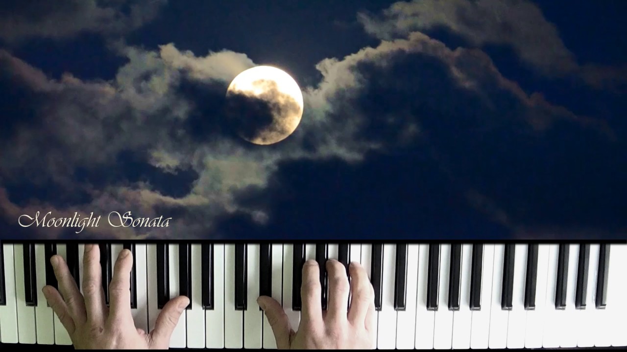 Мелодия лунная соната. Лунная Соната на пианино. Иллюстрация к лунной сонате Бетховена.